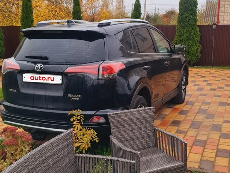 2015 Toyota RAV4 IV (XA40) Рестайлинг, чёрный, 1777000 рублей, вид 4