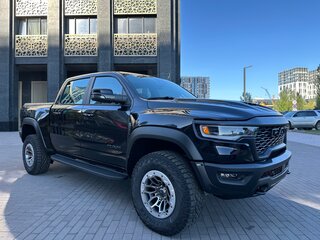 2026 Ram 1500 RHO V Рестайлинг, чёрный, 11199000 рублей, вид 3