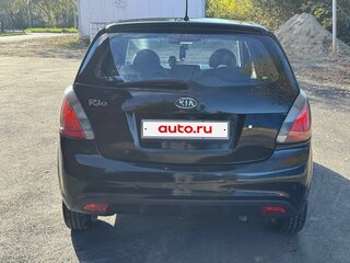 2009 Kia Rio II, чёрный, 380000 рублей, вид 4