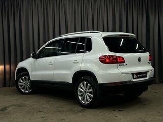 2012 Volkswagen Tiguan I Рестайлинг, белый, 1149888 рублей, вид 4