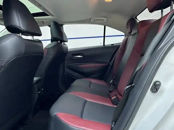2022 Toyota Corolla XII (E210), белый, 1850000 рублей - вид 17