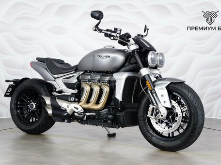 2024 Triumph Rocket 3, чёрный, 2327000 рублей, вид 5