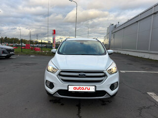 2017 Ford Kuga II Рестайлинг, белый, 1399000 рублей, вид 2