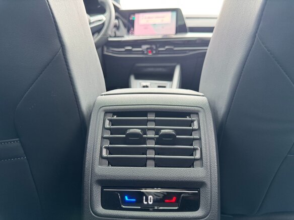2023 Volkswagen Golf VIII, чёрный, 2098000 рублей - вид 21