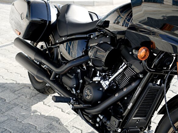 2024 Harley-Davidson Low Rider ST, чёрный, 2350000 рублей - вид 28