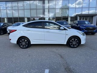 2014 Hyundai Solaris I Рестайлинг, белый, 899000 рублей, вид 3