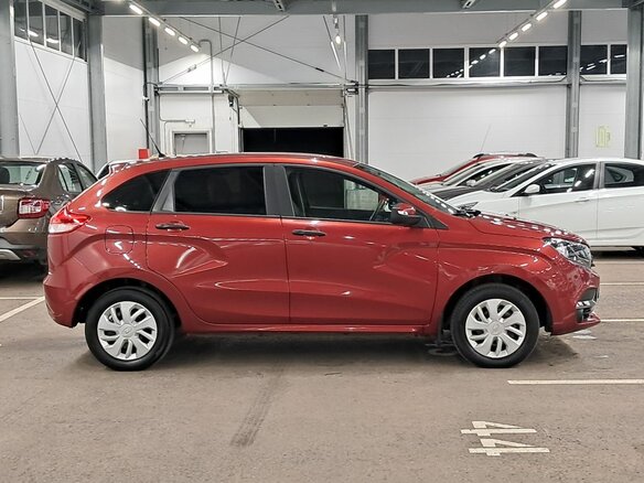 2018 Lada (ВАЗ) XRAY I, красный, 790000 рублей - вид 3