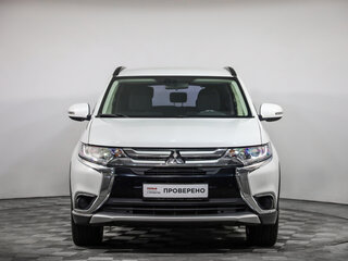 2018 Mitsubishi Outlander III Рестайлинг 2, белый, 1499000 рублей, вид 2