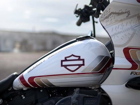 2024 Harley-Davidson Low Rider ST, белый, 2650000 рублей, вид 5