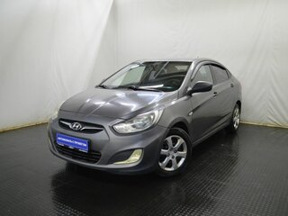 2013 Hyundai Solaris I, серый, 429000 рублей, вид 1