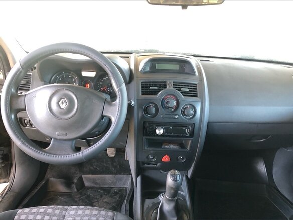 2006 Renault Megane II Рестайлинг, чёрный, 300000 рублей - вид 7