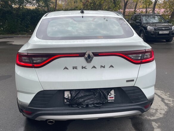 2021 Renault Arkana I, белый, 1800000 рублей - вид 1