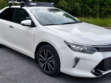 2017 Toyota Camry VII (XV50) Рестайлинг 2, белый, 2530000 рублей, вид 1