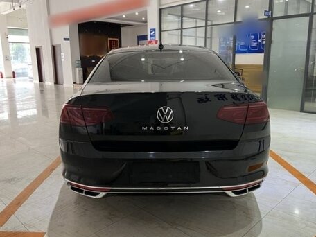 2022 Volkswagen Magotan B8 Рестайлинг, чёрный, 2300000 рублей, вид 5