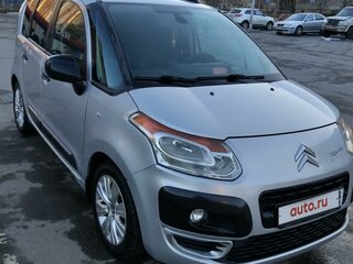 2011 Citroen C3 Picasso I, серебристый, 450000 рублей, вид 2