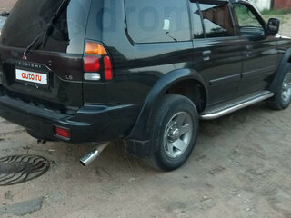 2000 Mitsubishi Montero Sport I, чёрный, 750000 рублей, вид 3