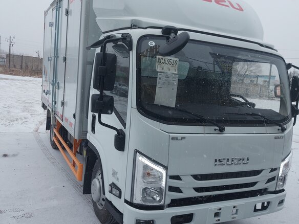 2023 Isuzu Elf (N-series), белый, 3000000 рублей - вид 3