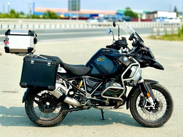 2023 BMW R 1250 GS Adventure, чёрный, 1250000 рублей - вид 3