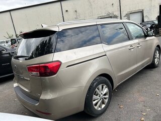 2015 Kia Sedona III, оранжевый, 1350000 рублей, вид 3