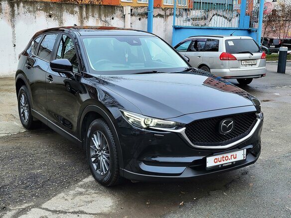 2018 Mazda CX-5 II, чёрный, 2700000 рублей - вид 4
