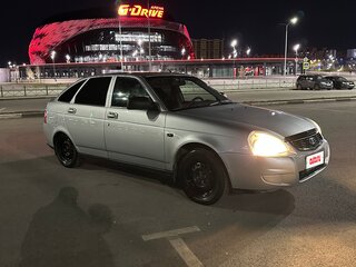 2015 Lada (ВАЗ) Priora I Рестайлинг, серебристый, 600000 рублей, вид 4