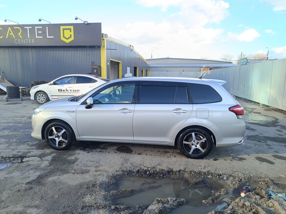 2016 Toyota Corolla Fielder XI (E160, E170, E180), серый, 1050000 рублей - вид 8