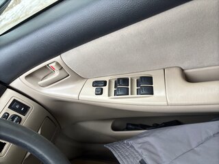 2002 Toyota Corolla Runx IX (E120, E130), бежевый, 560000 рублей, вид 5
