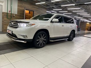 2011 Toyota Highlander II (XU40) Рестайлинг, белый, 2450000 рублей, вид 2