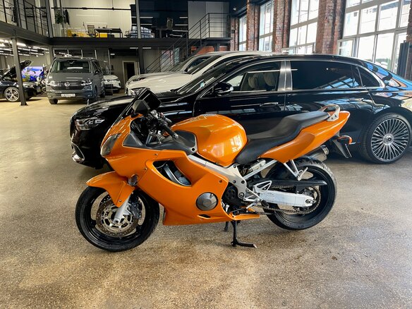 2001 Honda CBR 600F, оранжевый, 400000 рублей - вид 17