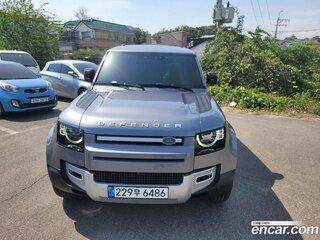 2024 Land Rover Defender 110 II, серебристый, 13239682 рублей, вид 3