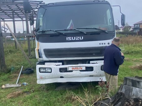 2004 Isuzu Giga (C-series), белый, 2300000 рублей, вид 3