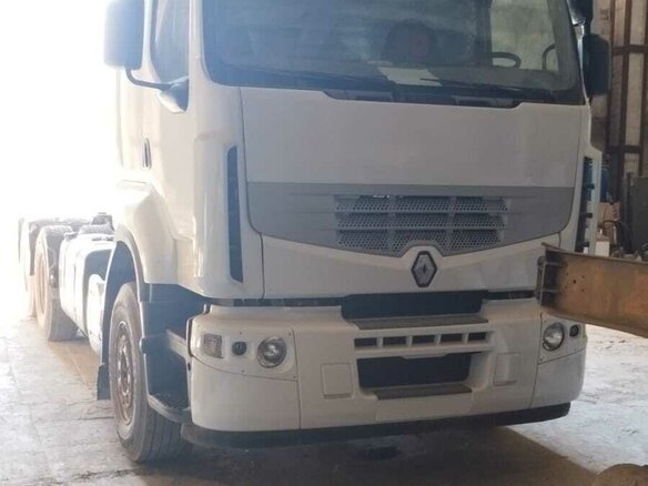 2012 Renault Premium, белый, 3900000 рублей