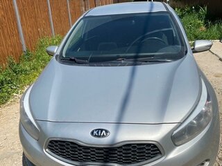 2014 Kia Ceed II, серебристый, 999000 рублей, вид 1