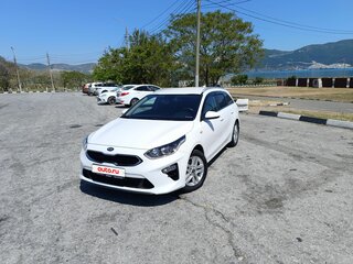 2019 Kia Ceed III, белый, 1940000 рублей, вид 1