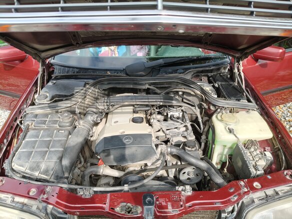 2000 Mercedes-Benz C-Класс 180 I (W202) Рестайлинг, чёрный, 300000 рублей - вид 14