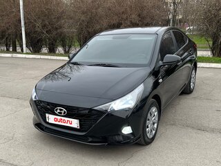 2021 Hyundai Solaris II Рестайлинг, чёрный, 1750000 рублей, вид 2