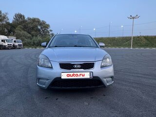 2010 Kia Rio II Рестайлинг, серебристый, 535000 рублей, вид 2