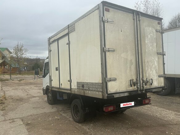 2011 Nissan Cabstar, белый, 680000 рублей