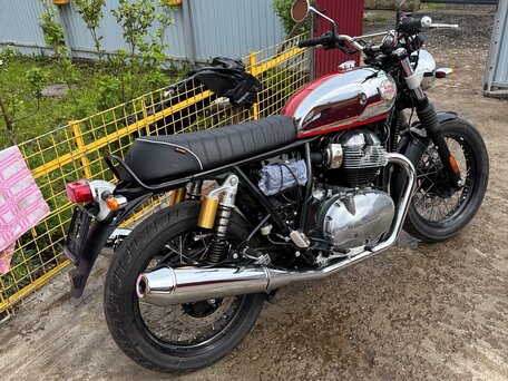 2025 Royal Enfield INT650, серебристый, 640000 рублей, вид 3