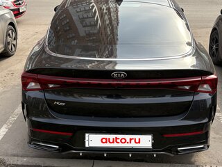 2020 Kia K5 III, чёрный, 1900000 рублей, вид 4