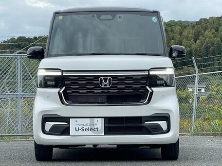 2023 Honda N-BOX III, белый, 1050000 рублей, вид 2