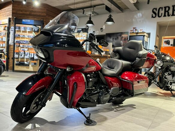 2020 Harley-Davidson Road Glide Limited, красный, 2990000 рублей - вид 18