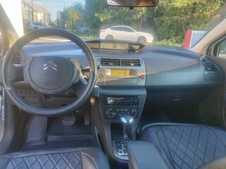 2010 Citroen C4 I Рестайлинг, серебристый, 610000 рублей, вид 5