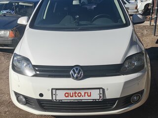 2011 Volkswagen Golf Plus II, белый, 700000 рублей, вид 1