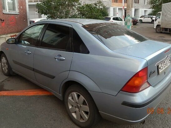 2004 Ford Focus I Рестайлинг, голубой - вид 3