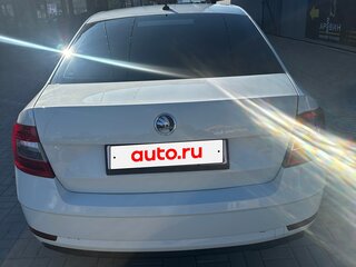 2019 Skoda Octavia III (A7) Рестайлинг, белый, 1450000 рублей, вид 5