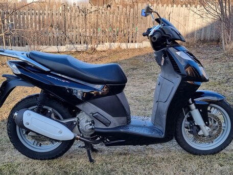 2009 Aprilia SportCity 250, чёрный, 225000 рублей, вид 3