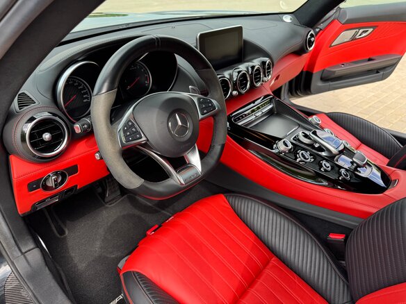 2016 Mercedes-Benz AMG GT I, чёрный, 11300000 рублей - вид 4