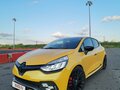 2018 Renault Clio RS IV Рестайлинг, жёлтый, 2200000 рублей - вид 2