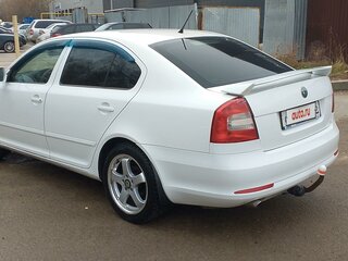 2011 Skoda Octavia II (A5) Рестайлинг, белый, 580000 рублей, вид 3